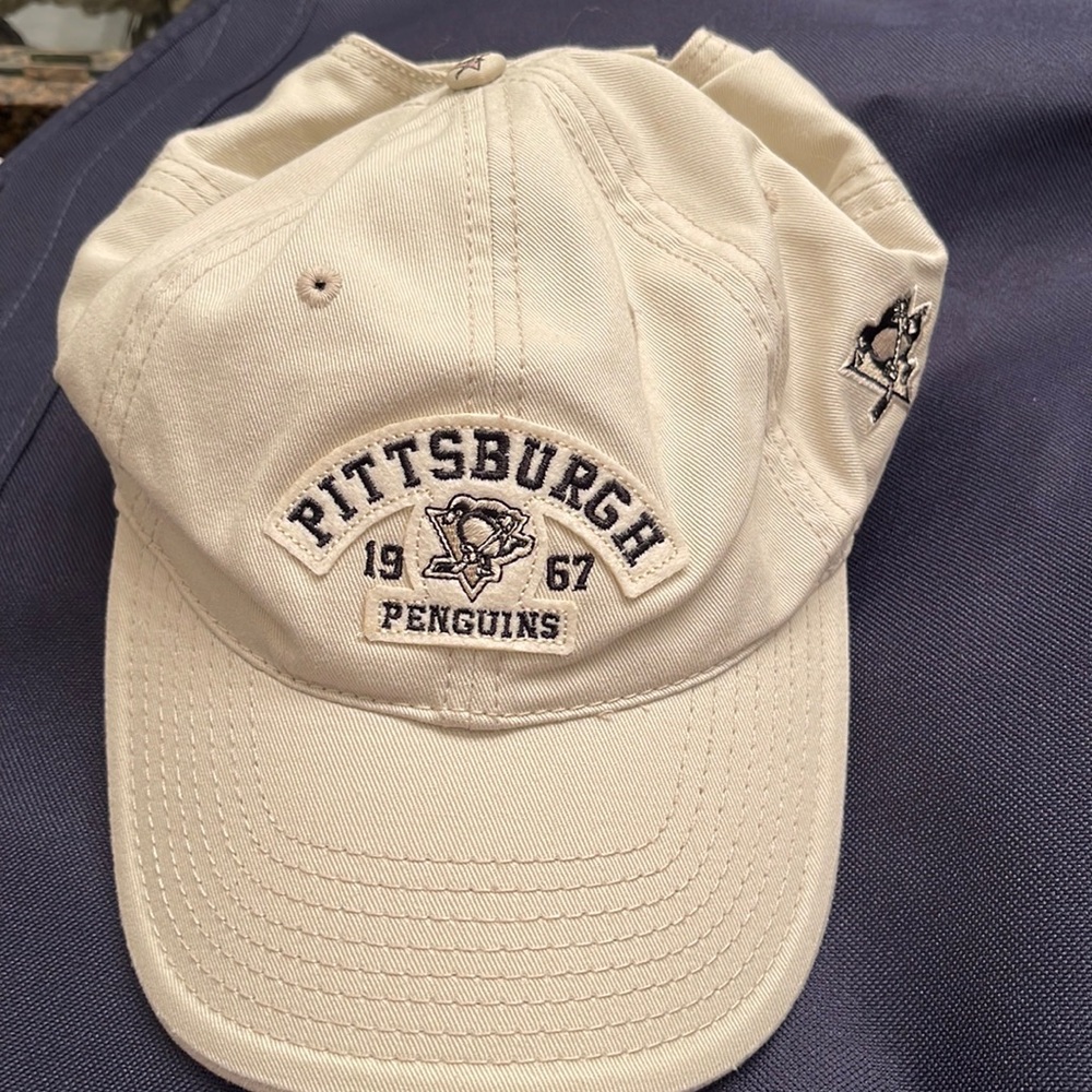 Pittsburgh Penguin cap